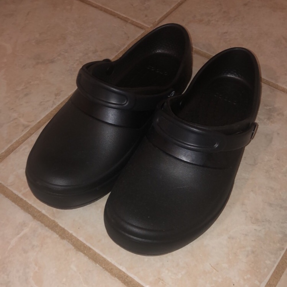 Black Crocs